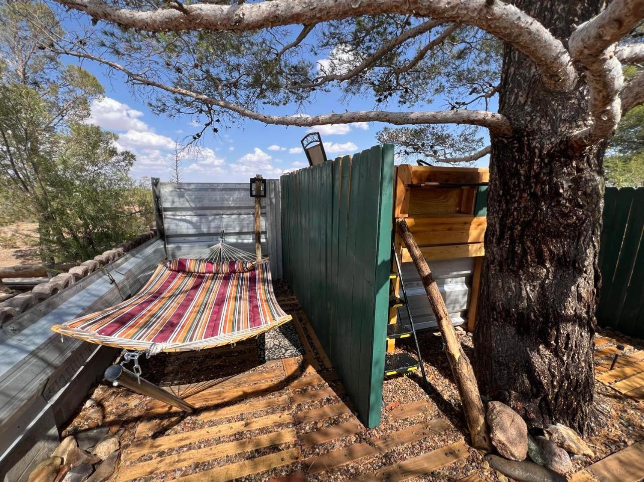Hole In The Wall Getaway - Usa Mexico Border Bed And Breakfast Columbus Екстериор снимка